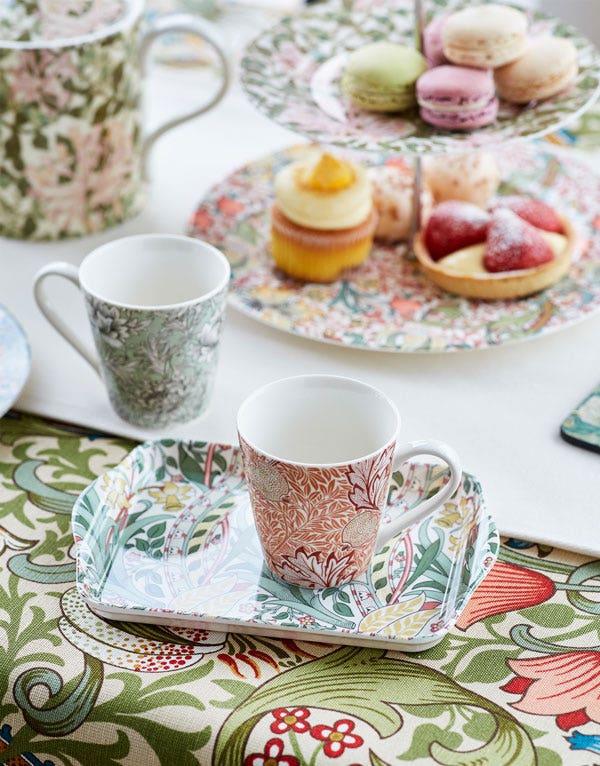 How to Create an Unmistakable Afternoon Tea at Home